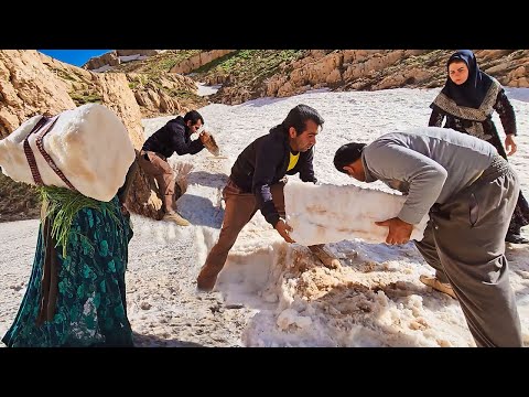 Carrying snow from the top of the mountains by nomads❄️