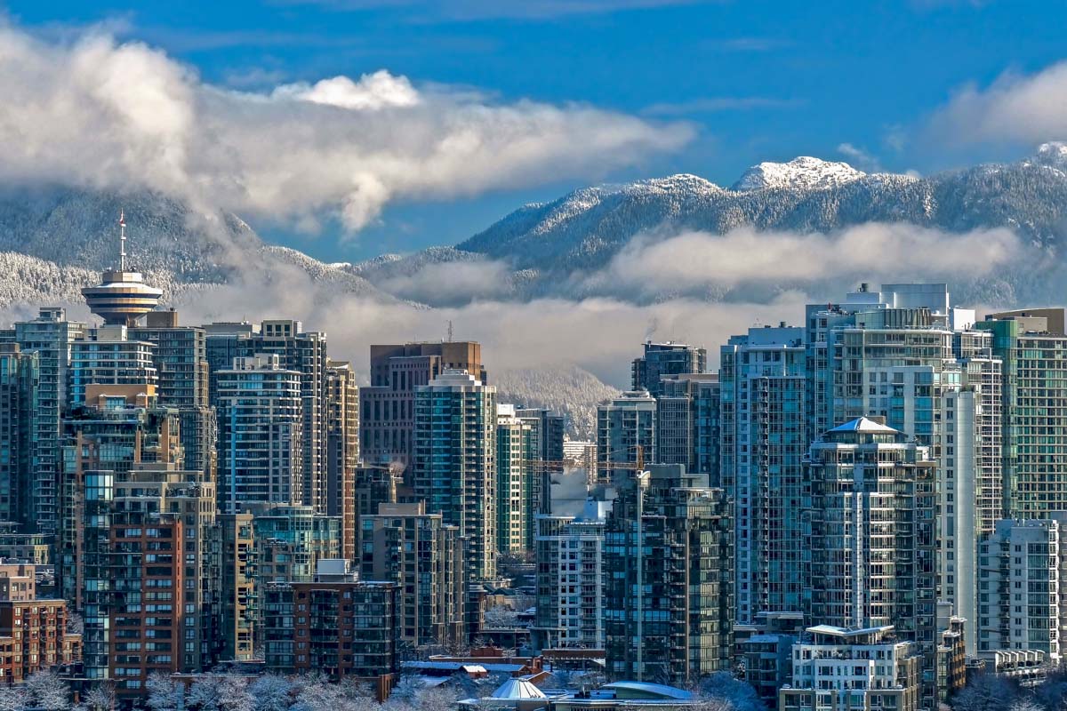 Calgary winter life - Snowfall and Ramsay neighborhood and Snow Driving #calgary #canada #alberta