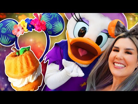 NEW MERCH & Trying FALL SEASONAL FOOD | Perfect Halloween Day! Disneyland Vlog 2023