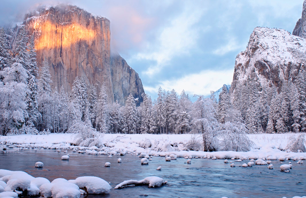 4K HDR Winter River - Snowy Forest Stream - Flowing Water & Snowfall - Sounds for Sleep & Relaxation